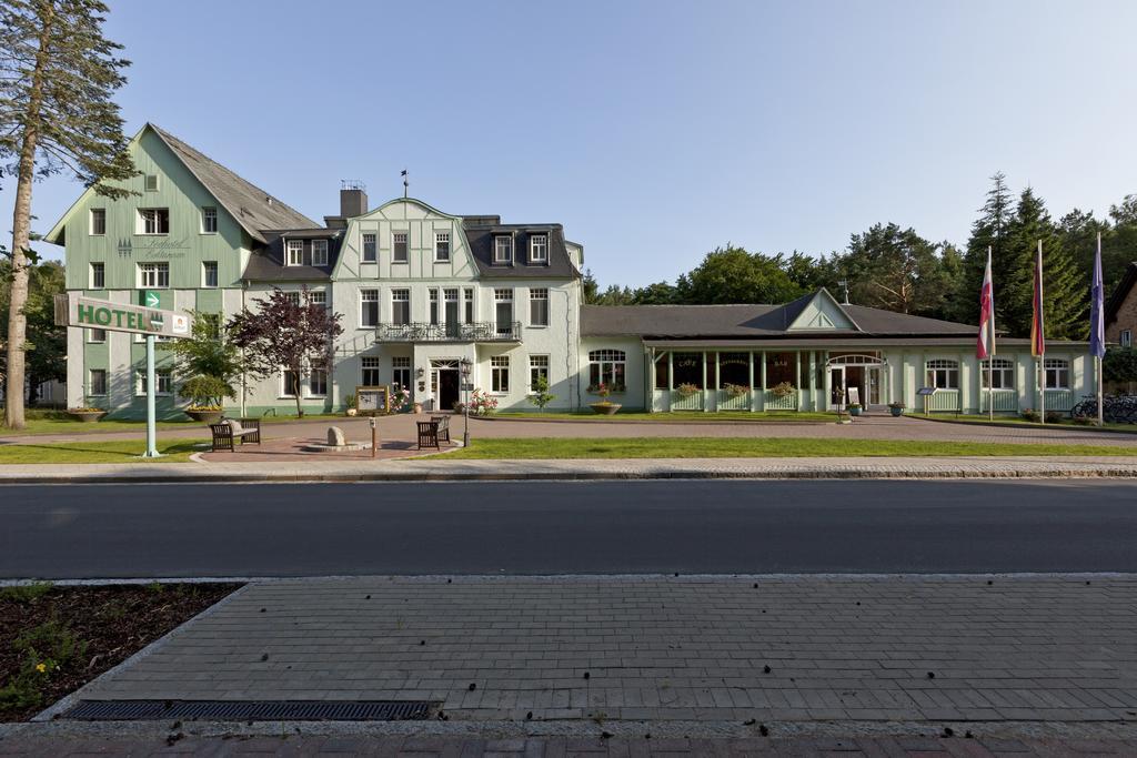 Seehotel Ecktannen Waren  Bagian luar foto