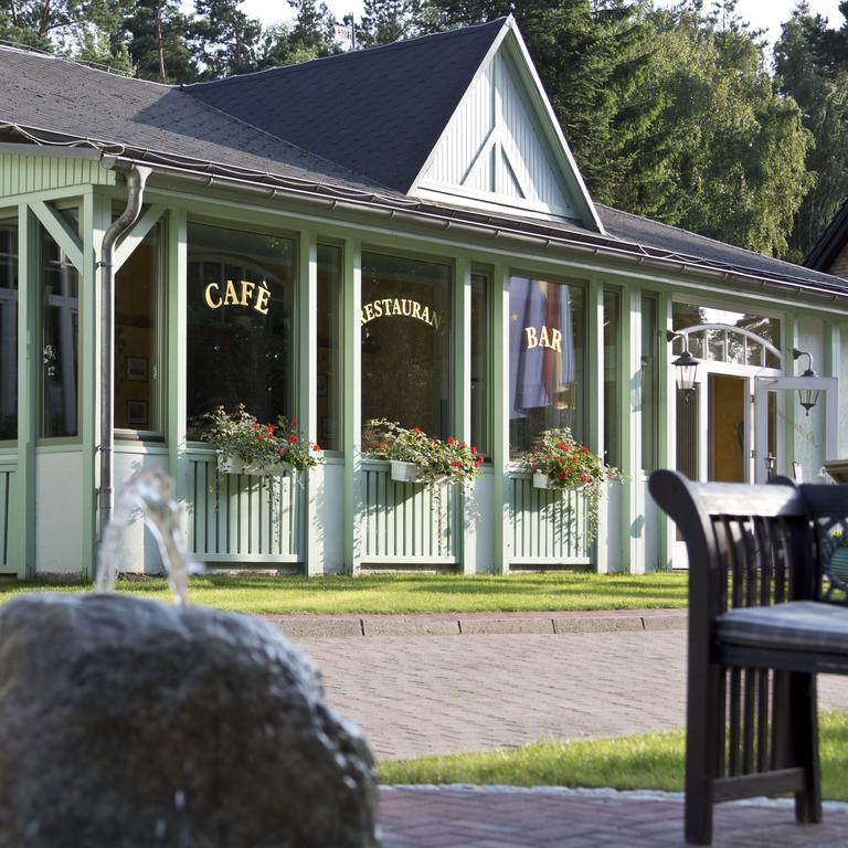 Seehotel Ecktannen Waren  Bagian luar foto