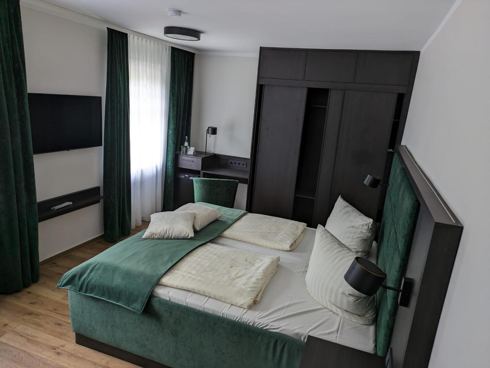 Seehotel Ecktannen Waren  Bagian luar foto