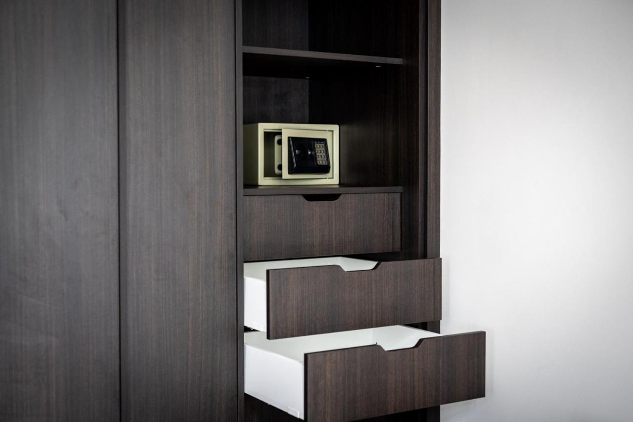 Seehotel Ecktannen Waren  Bagian luar foto